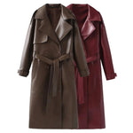Dames Lange Jas – Bordeauxrode Faux Leather Coat met Retro Silhouet en Tailleceintuu