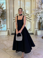 Dames Jurk – Mouwloos – A-lijn Midi – Vierkante Hals – Elegante Tailleaccentuatie