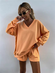 Dames Oversized Set – Casual voor Thuisgebruik, Met Gestreepte Details en Korte Broek