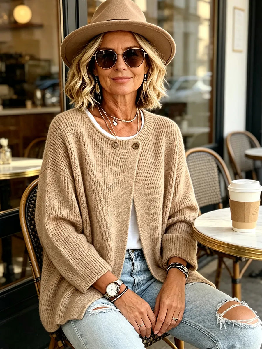 Amanda - Gebreid Vest met Knoopdetails