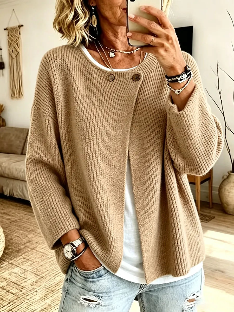 Amanda - Gebreid Vest met Knoopdetails