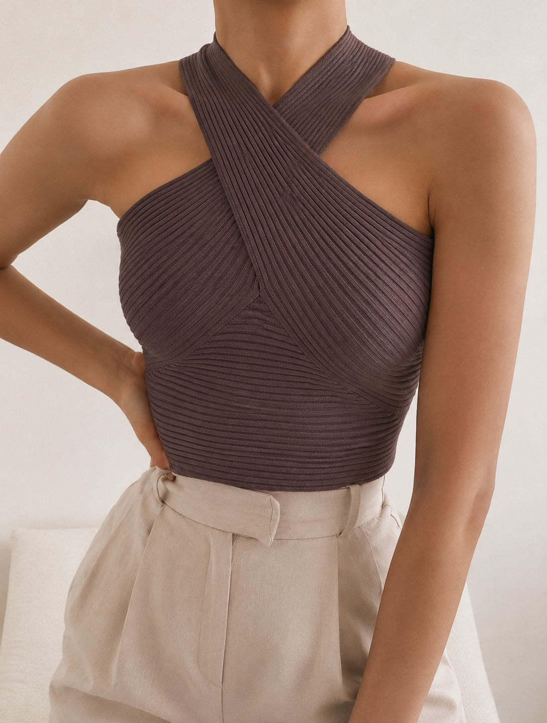 Elegante top met gekruiste band