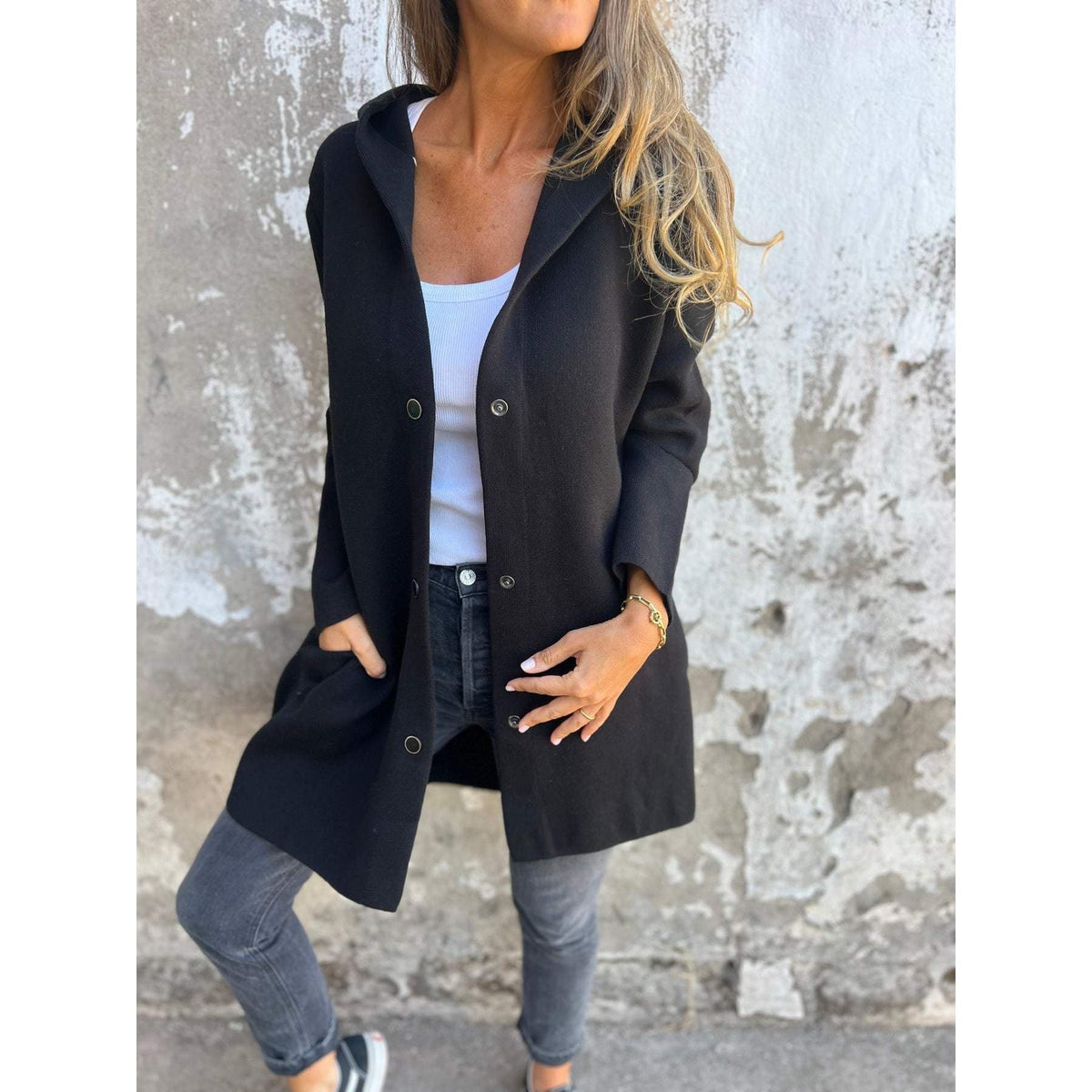 Vest met capuchon | Dames tussen jas/vest met strakke lijnen en tijdloos design