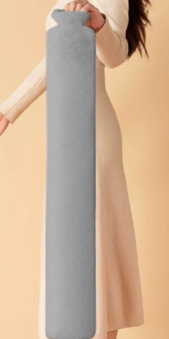 Lange warmwaterkruik | Extra lange kruik 72 cm met fluwelen hoes en 12 uur warmte