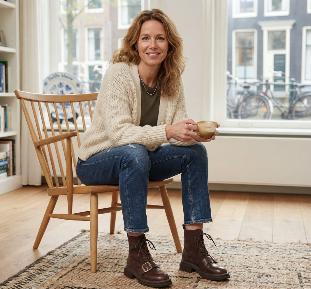 Ilonka - Suède comfortlaarzen met leren afwerking