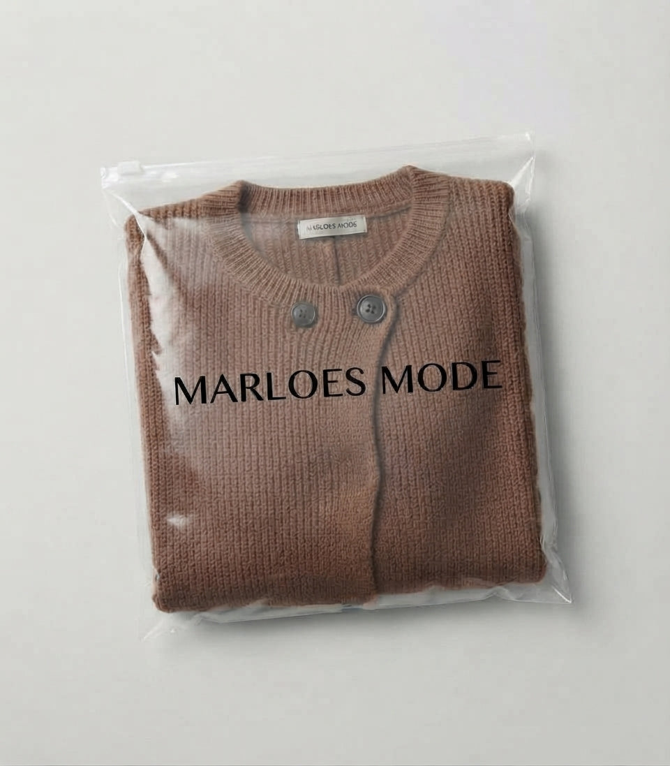 Amanda - Gebreid Vest met Knoopdetails