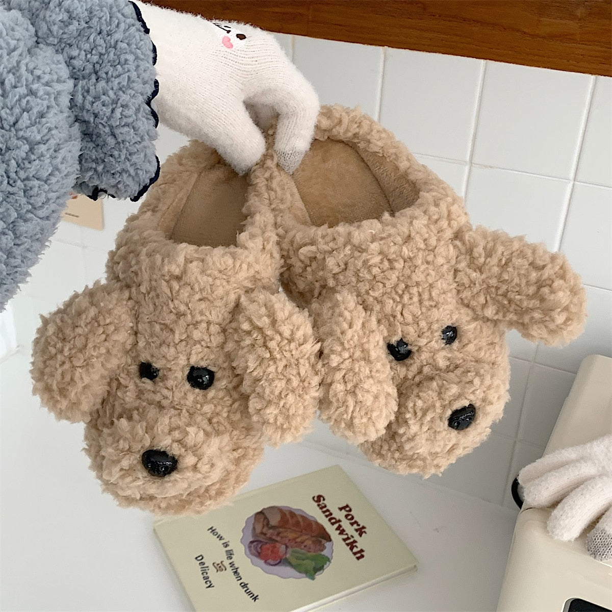Amy  - De schattige fluffy dieren pantoffels!