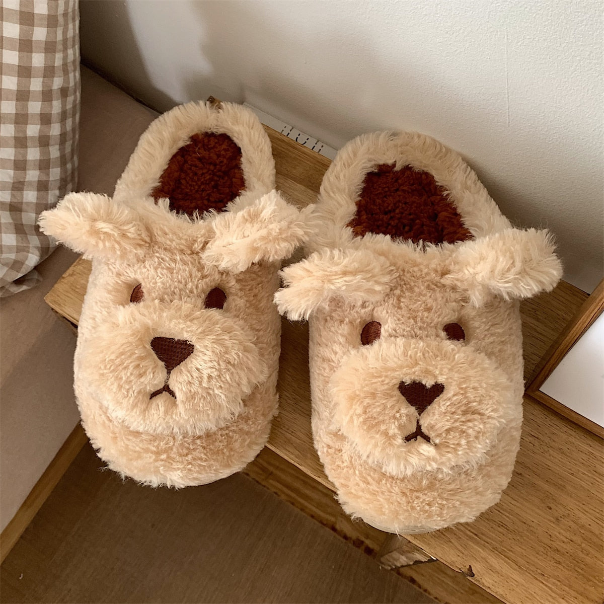 Amy  - De schattige fluffy dieren pantoffels!