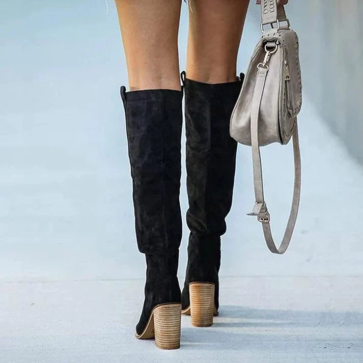 Kniehoge suede laarzen voor dames