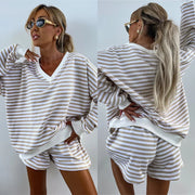Dames Oversized Set – Casual voor Thuisgebruik, Met Gestreepte Details en Korte Broek
