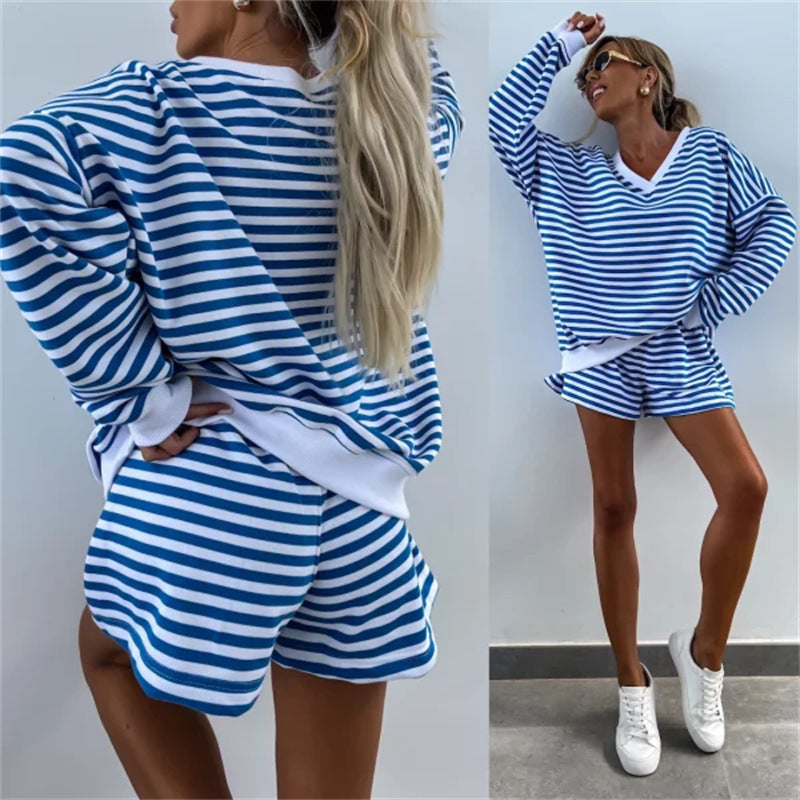 Dames Oversized Set – Casual voor Thuisgebruik, Met Gestreepte Details en Korte Broek