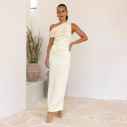Doina | Dames Bodycon Midi Jurk - One-Shoulder, Luxe Glanzende Stof, Drapage Detail