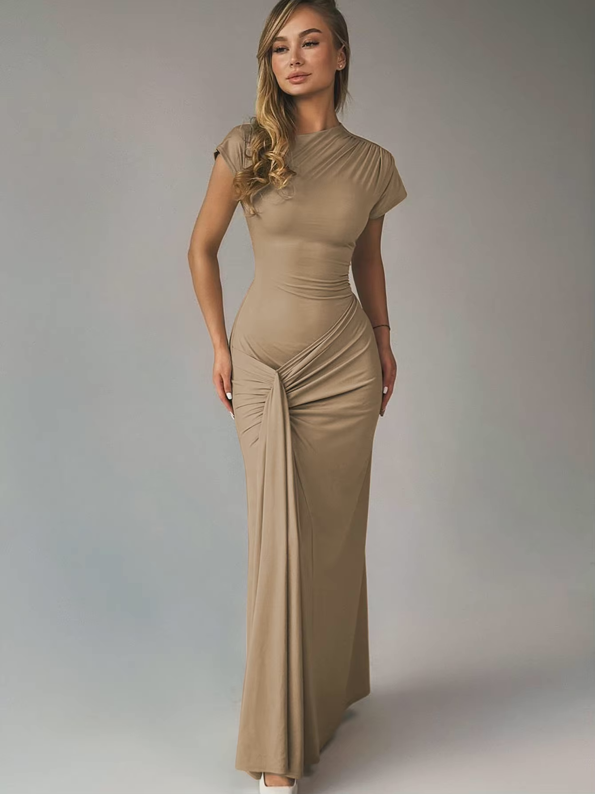 BELLE | Trendy Maxi Jurk met Knoopdetail voor Dames