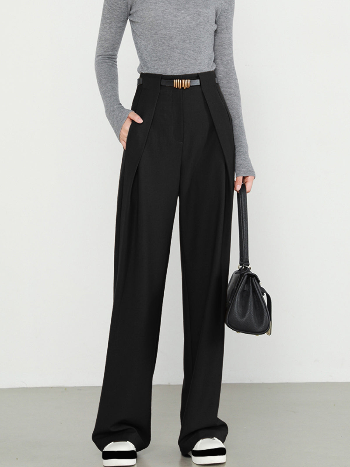 Alex | Dames rechte broek met effen design en praktische zakken