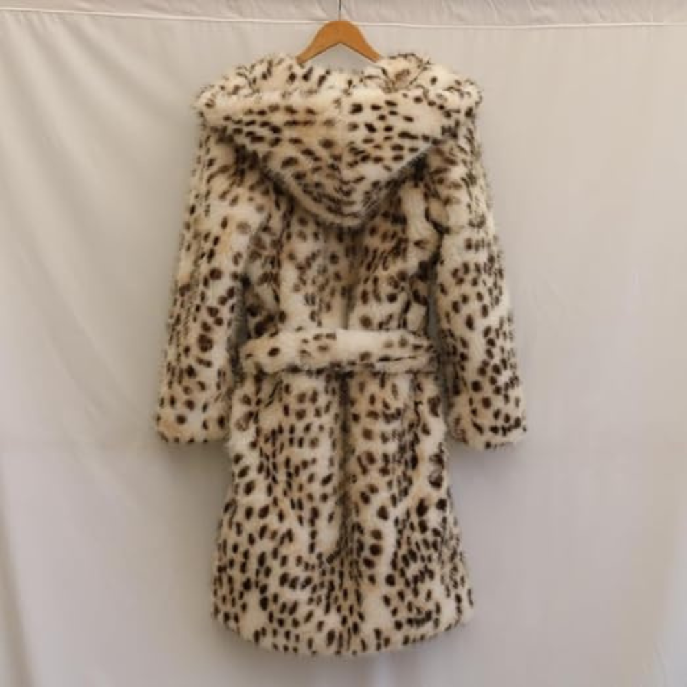 Dames Badjas – Zachte Lounge-Stijl met Capuchon en Fluweelachtige Textuur – Amelia