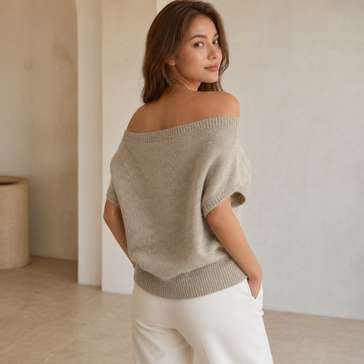 Tove| Off-shoulder top