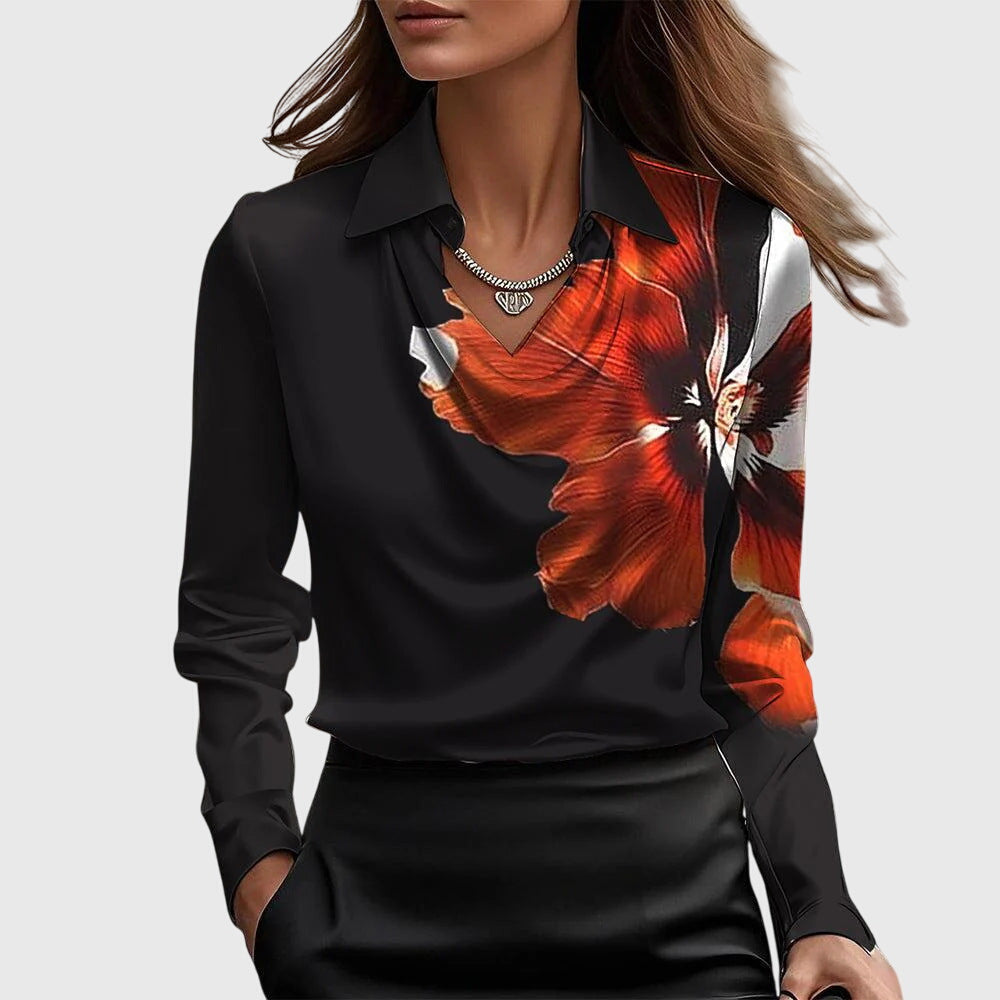 Monique | Dames blouse met geplooide halslijn en subtiele glans – elegant veelzijdig