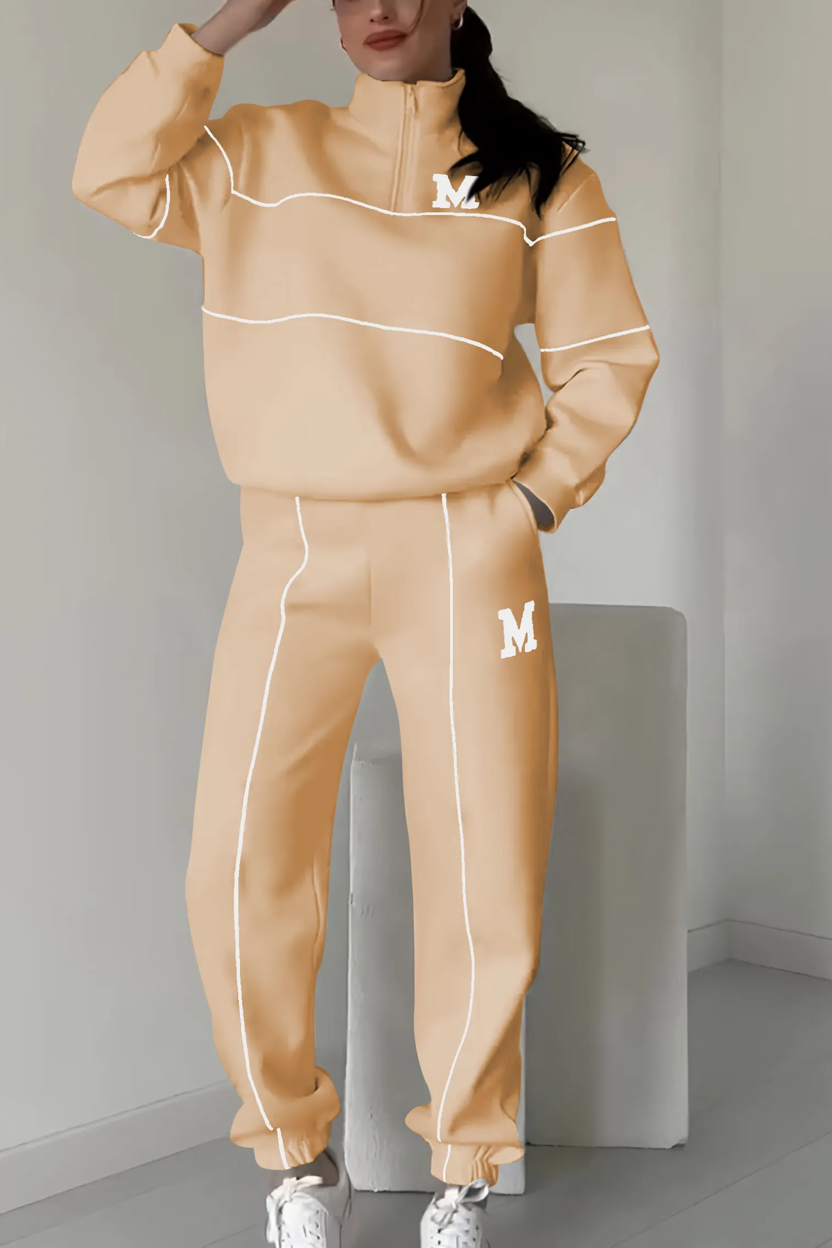 Megan Tracksuit | Dames trainingspak met halve rits en varsity-stijl