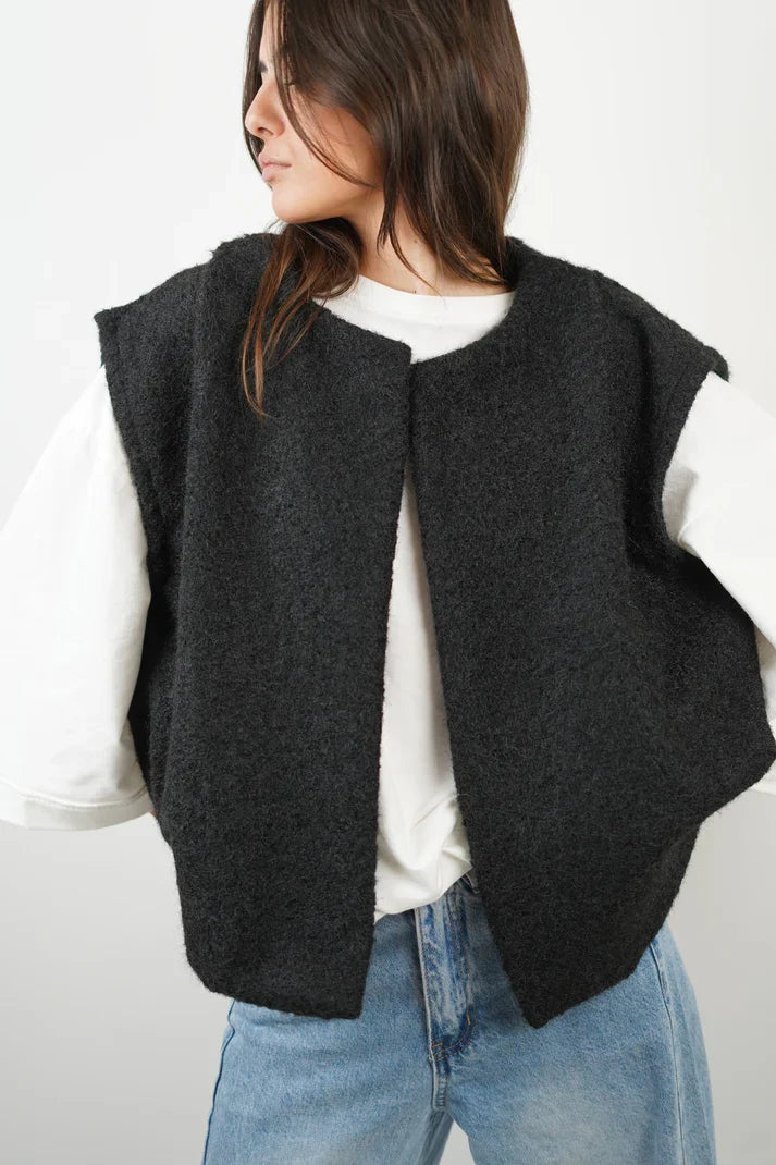 Lolita | Dames vest van luxe mohairmix met ruimvallende pasvorm