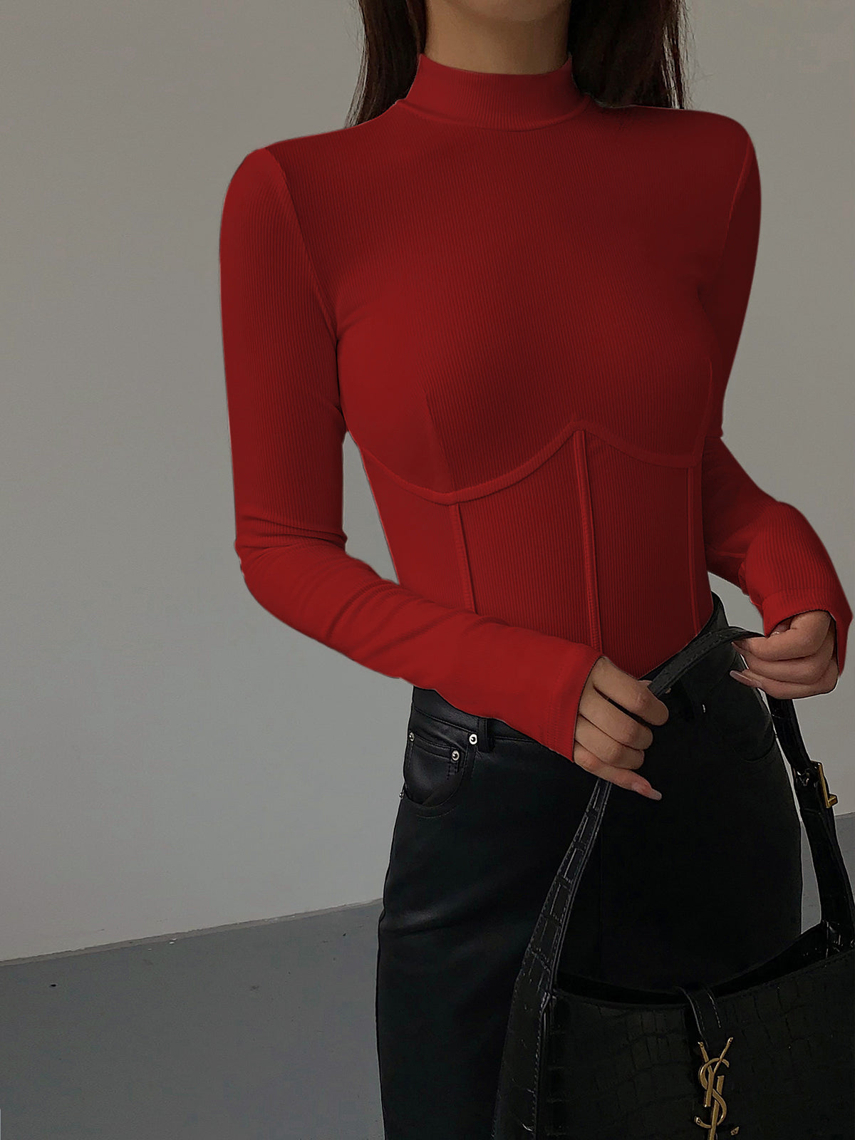Lucy - Slimfit top met bustier vorm