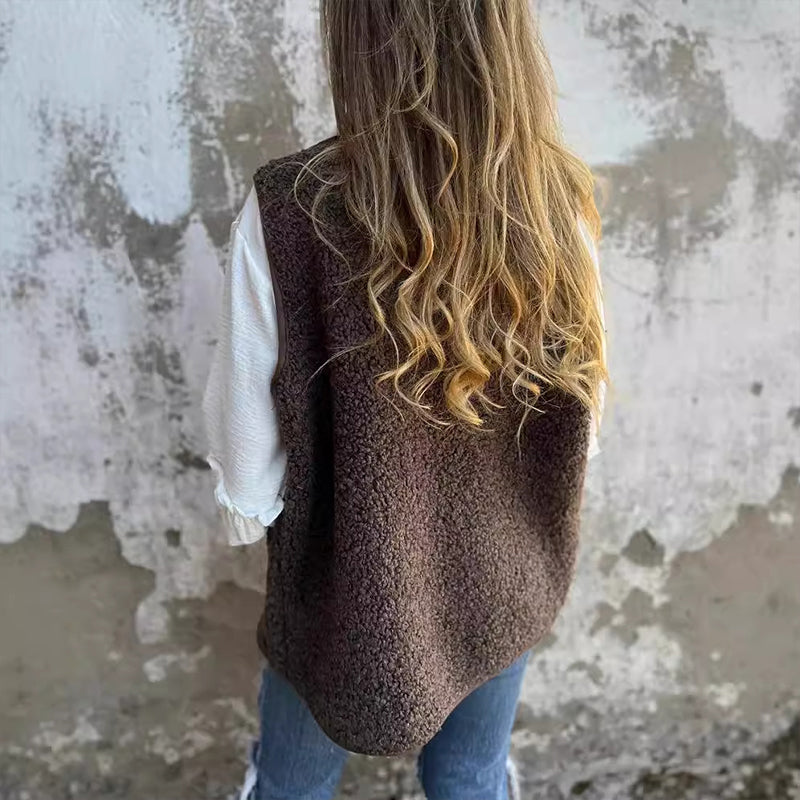 Mouwloos Vest Bruin | Damesvest met klassiek ontwerp en veelzijdige stijl