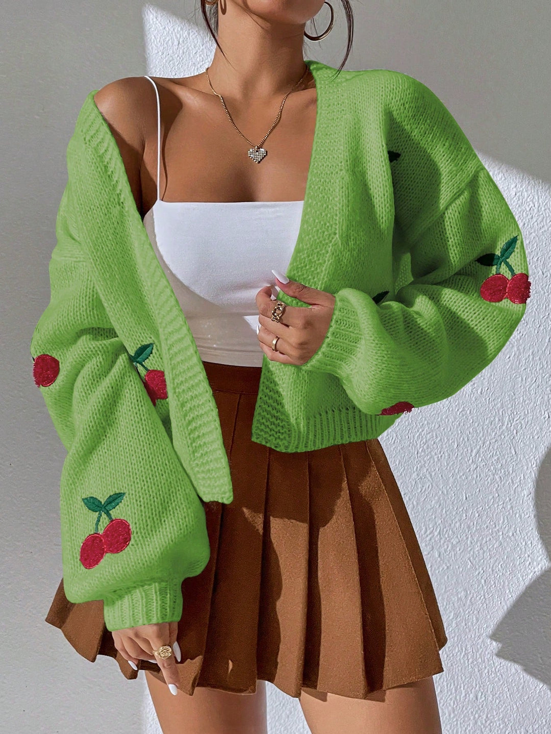 Dames Cardigan van Merinowol en Kasjmier met Speelse Kersenprint voor Zomeravonden