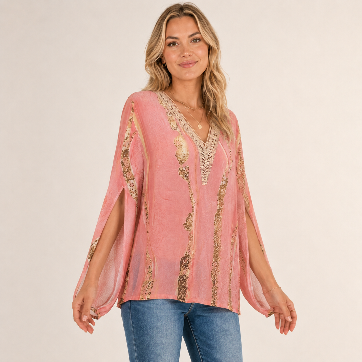 Della | Damesblouse met elegante pasvorm en duurzame stof voor tijdloze stijl