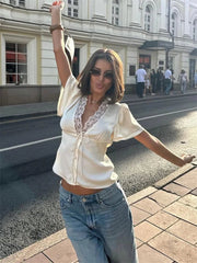 Dames Getailleerde Blouse – Met Knopen, Geschikt voor Werk en Casual Gebruik